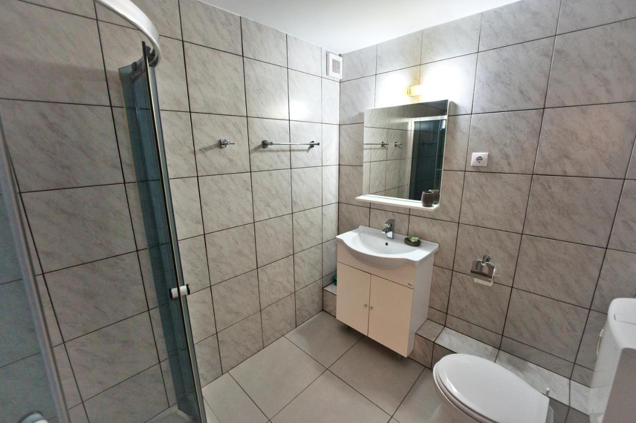 Vila Victoria Râmnicu Vâlcea Екстериор снимка