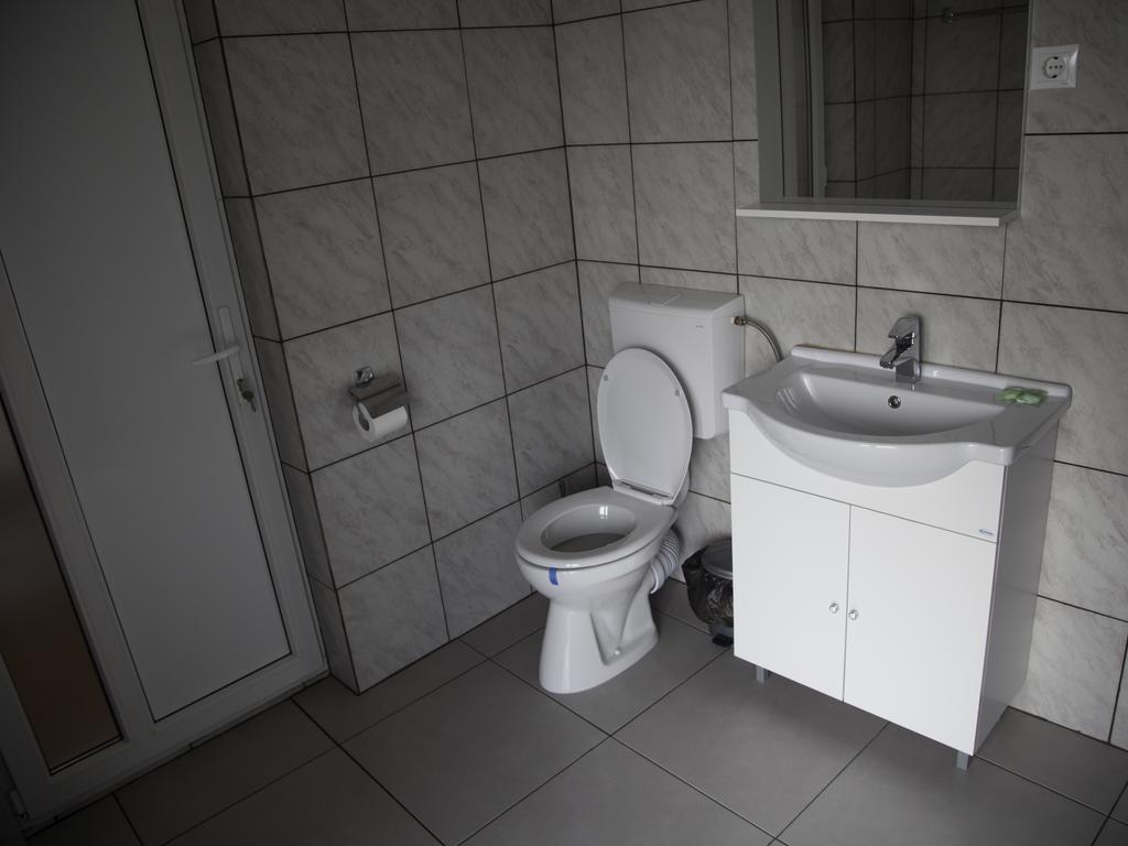 Vila Victoria Râmnicu Vâlcea Екстериор снимка