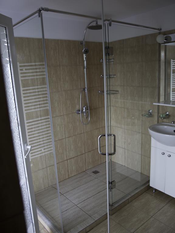 Vila Victoria Râmnicu Vâlcea Екстериор снимка